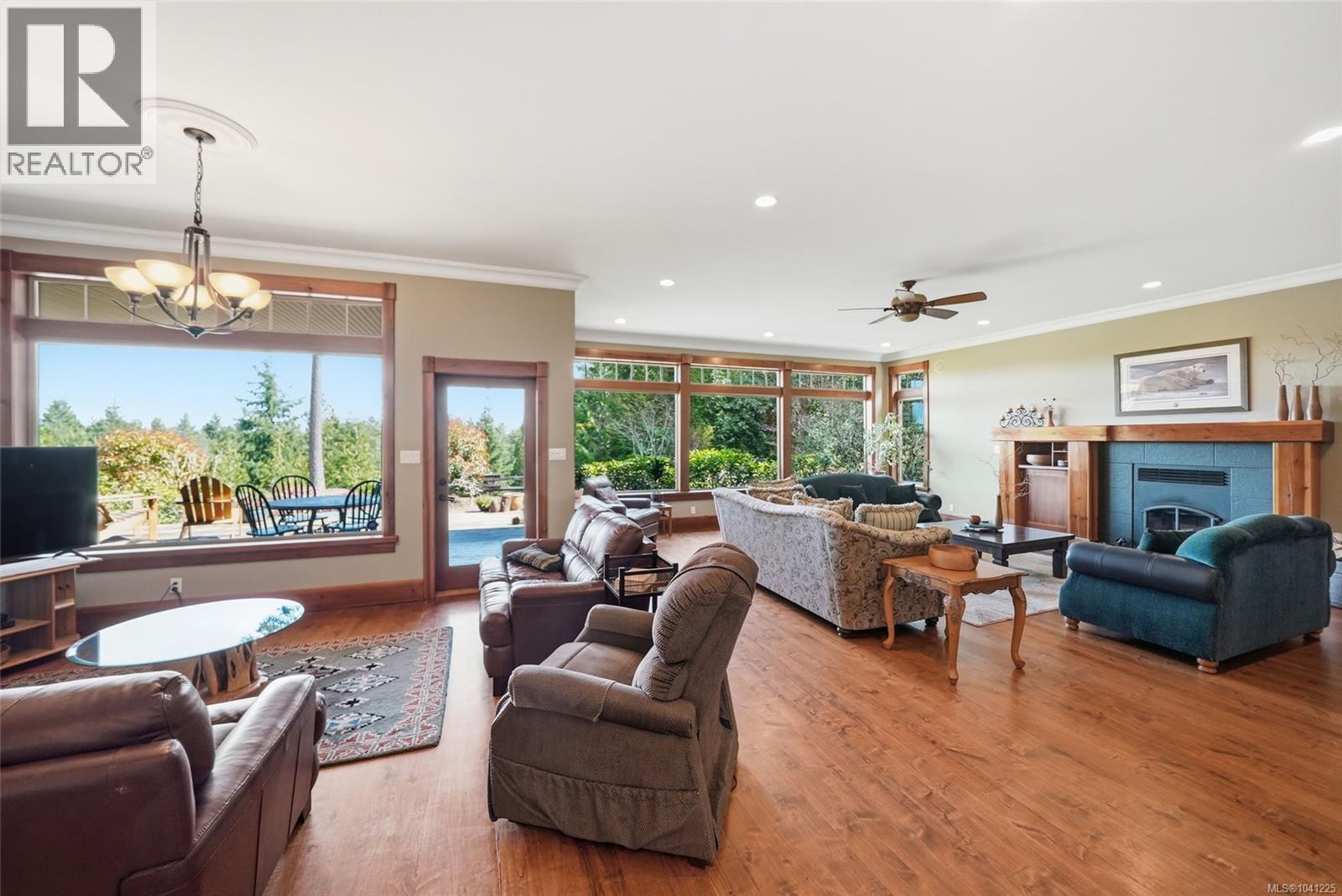1195 Spider Lake Rd