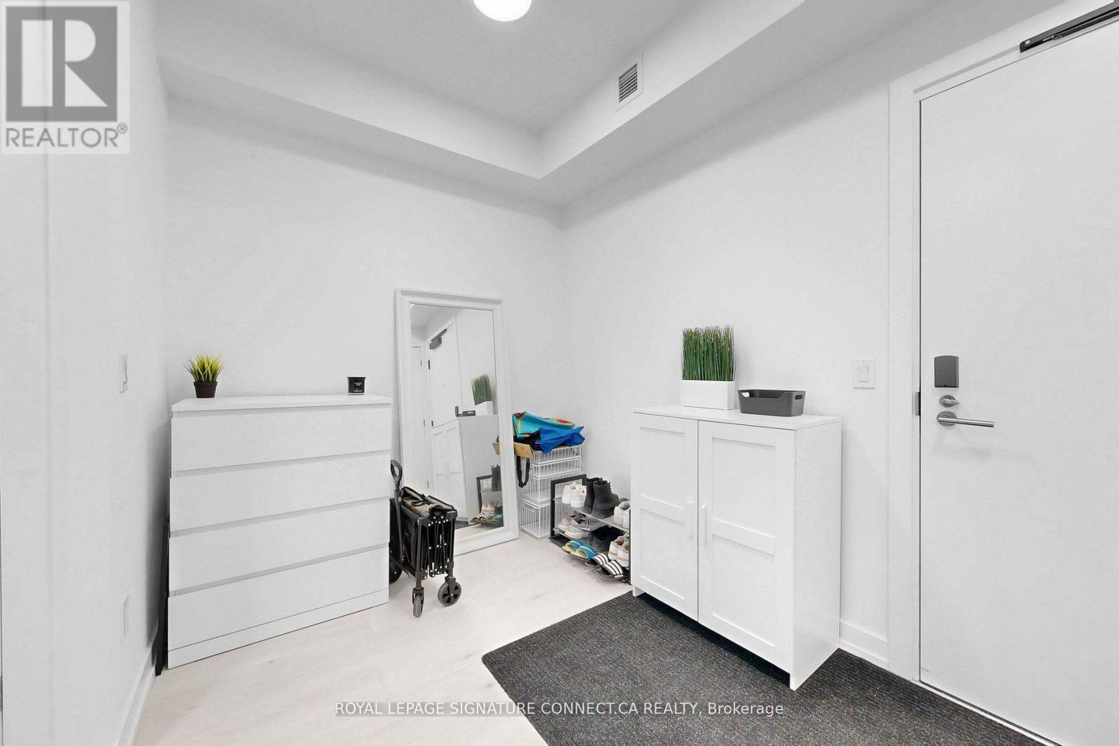 509 - 2501 SAW WHET BOULEVARD