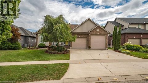 424 LAKEVIEW Drive Woodstock ON N4T1V3