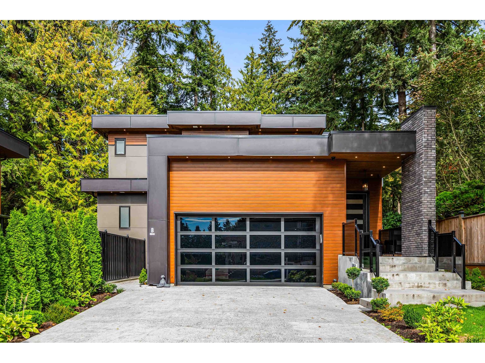 5673 FAIRLIGHT CRESCENT