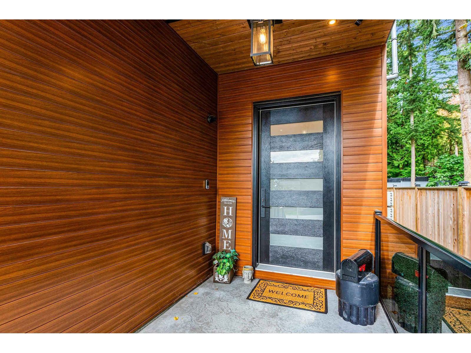 5673 FAIRLIGHT CRESCENT