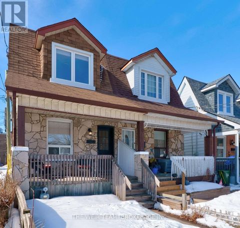 10 ELDON AVENUE Toronto (Crescent Town) ON M4C5G1