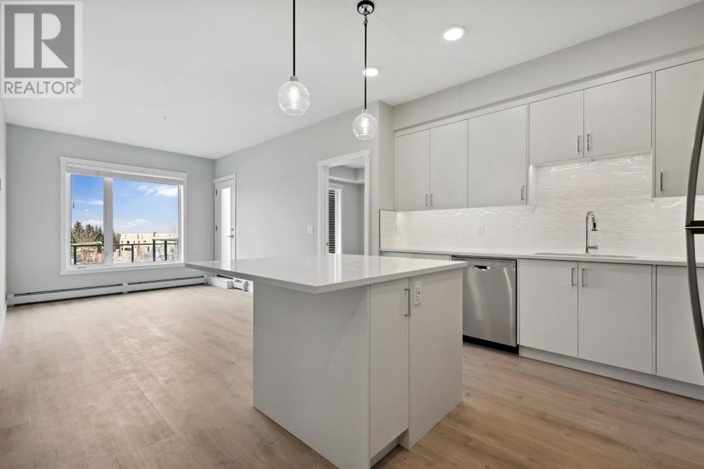 104, 660 Shawnee Square SW