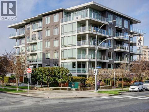 403 200 Douglas St Victoria BC V8V2P2