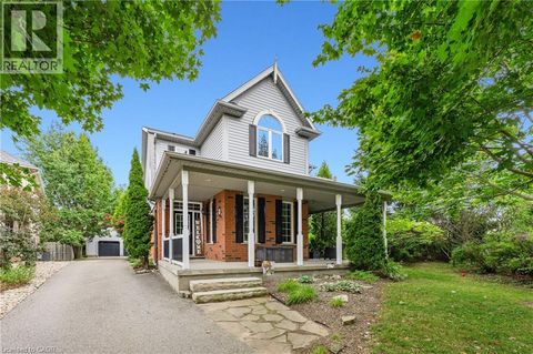 608 BLUENOSE Court Waterloo ON N2K4C5