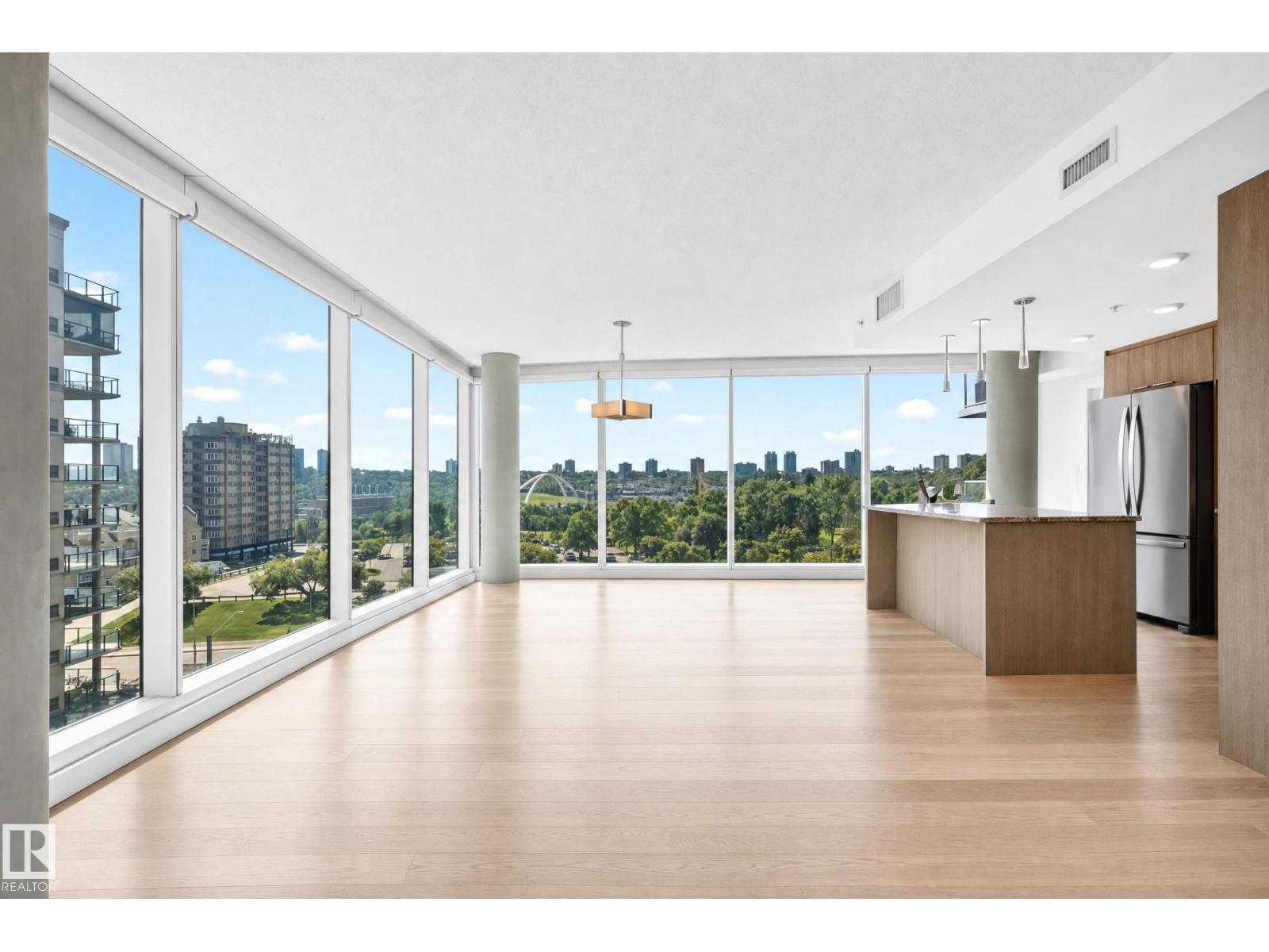 #605 9720 106 ST NW