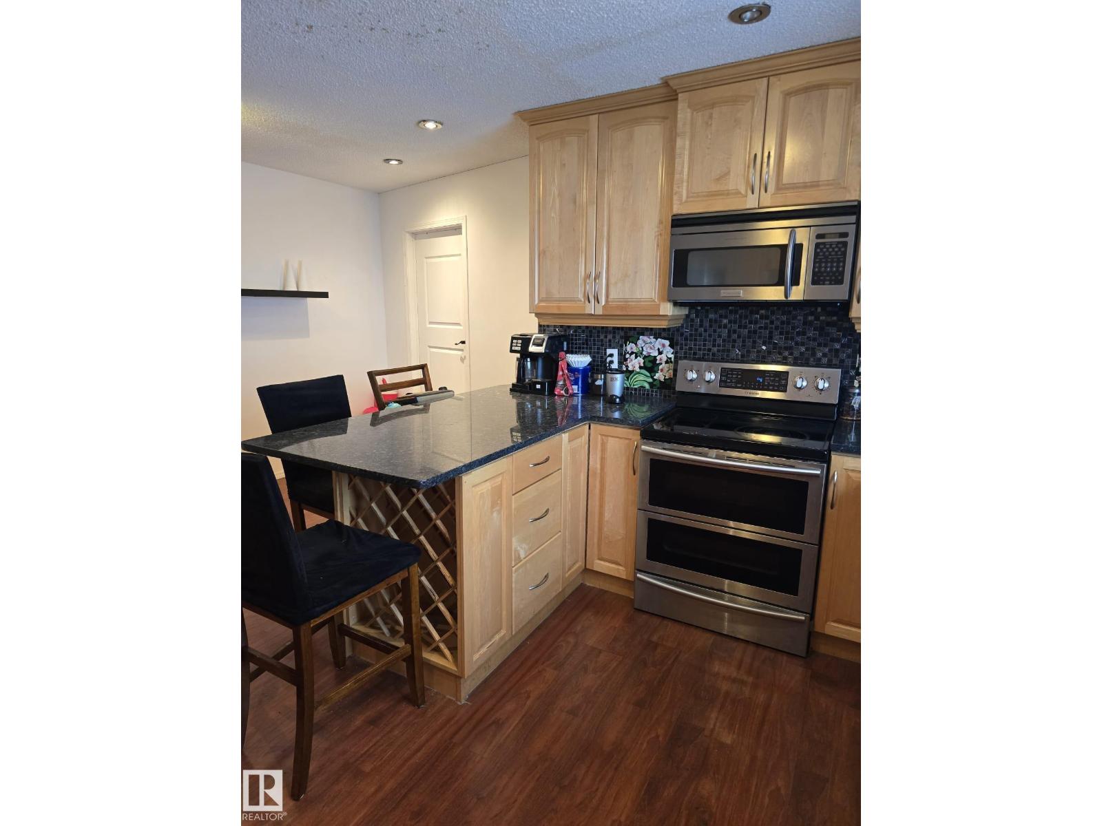 11927 85 ST NW NW