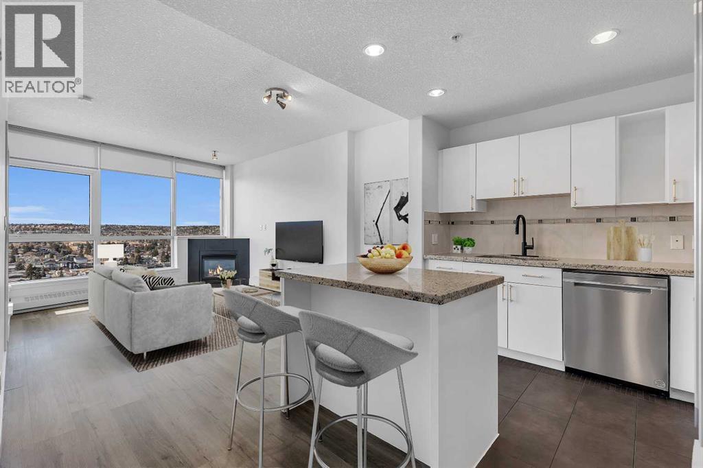 2004, 77 Spruce Place SW