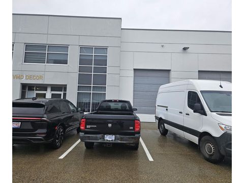 212 19138 26 AVENUE Surrey BC V3Z3V7