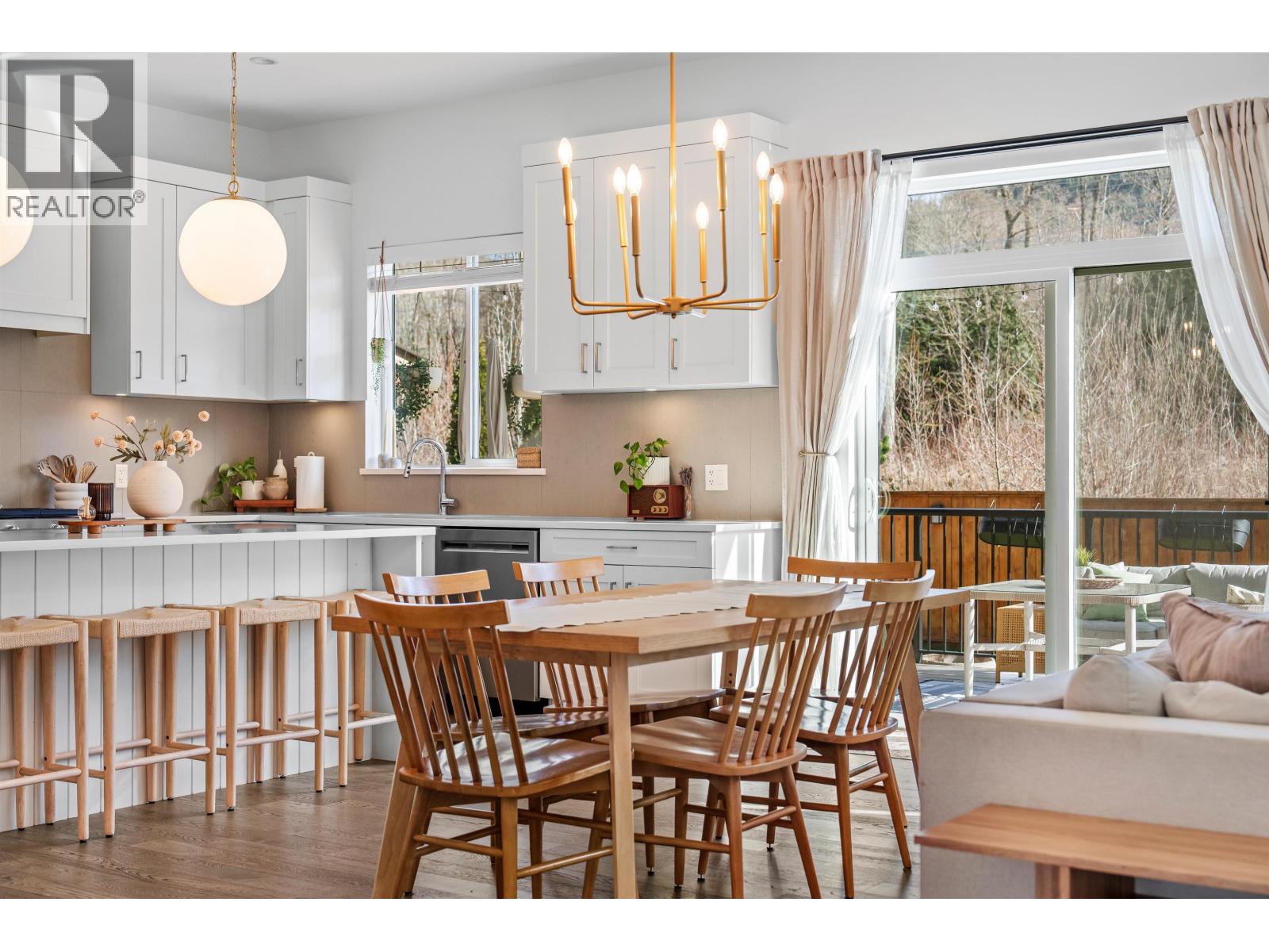 39212 CARDINAL DRIVE