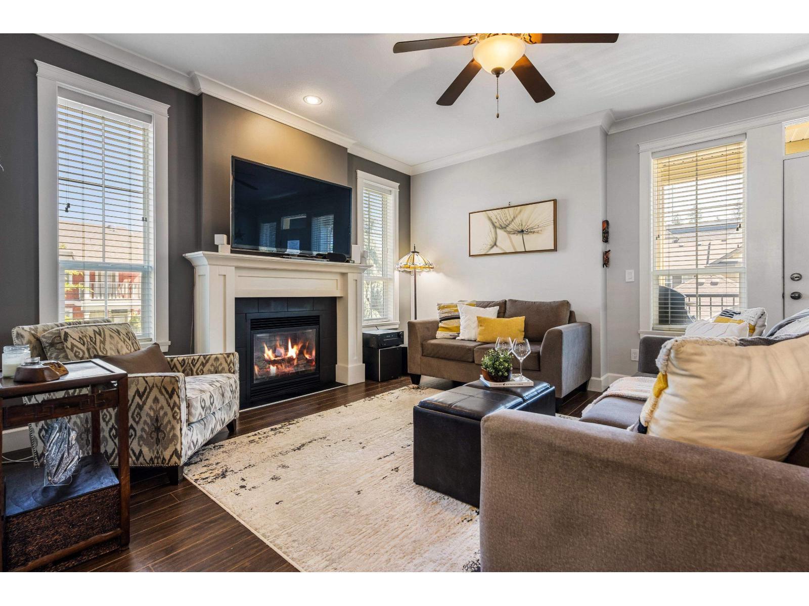42 45290 SOOWAHLIE CRESCENT|Garrison Crossing