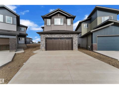 3502 41 AV Beaumont AB T4X3H3