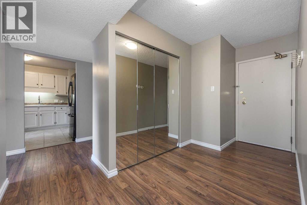 203, 330 26 Avenue SW