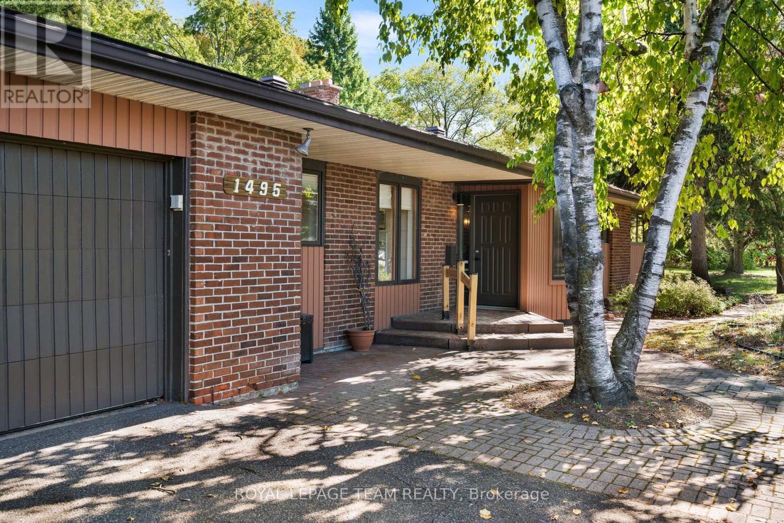 1495 PRINCE OF WALES DRIVE