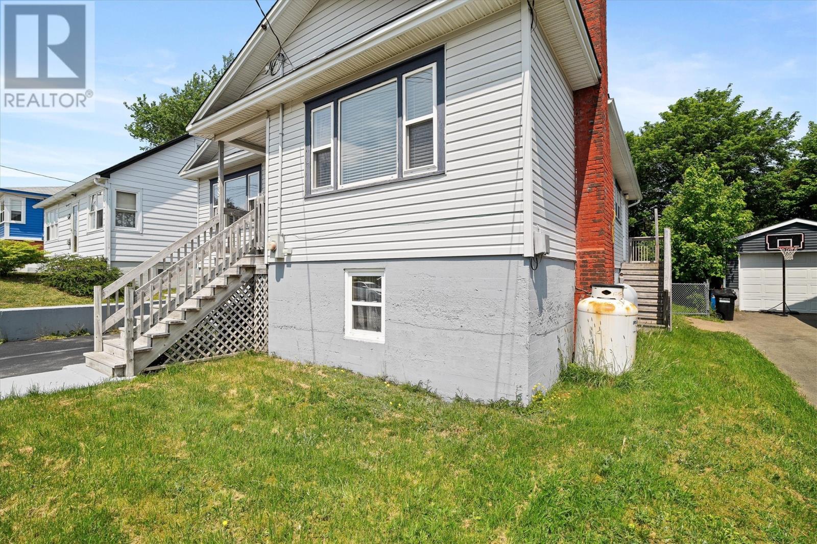 398 Hamilton Avenue Extension