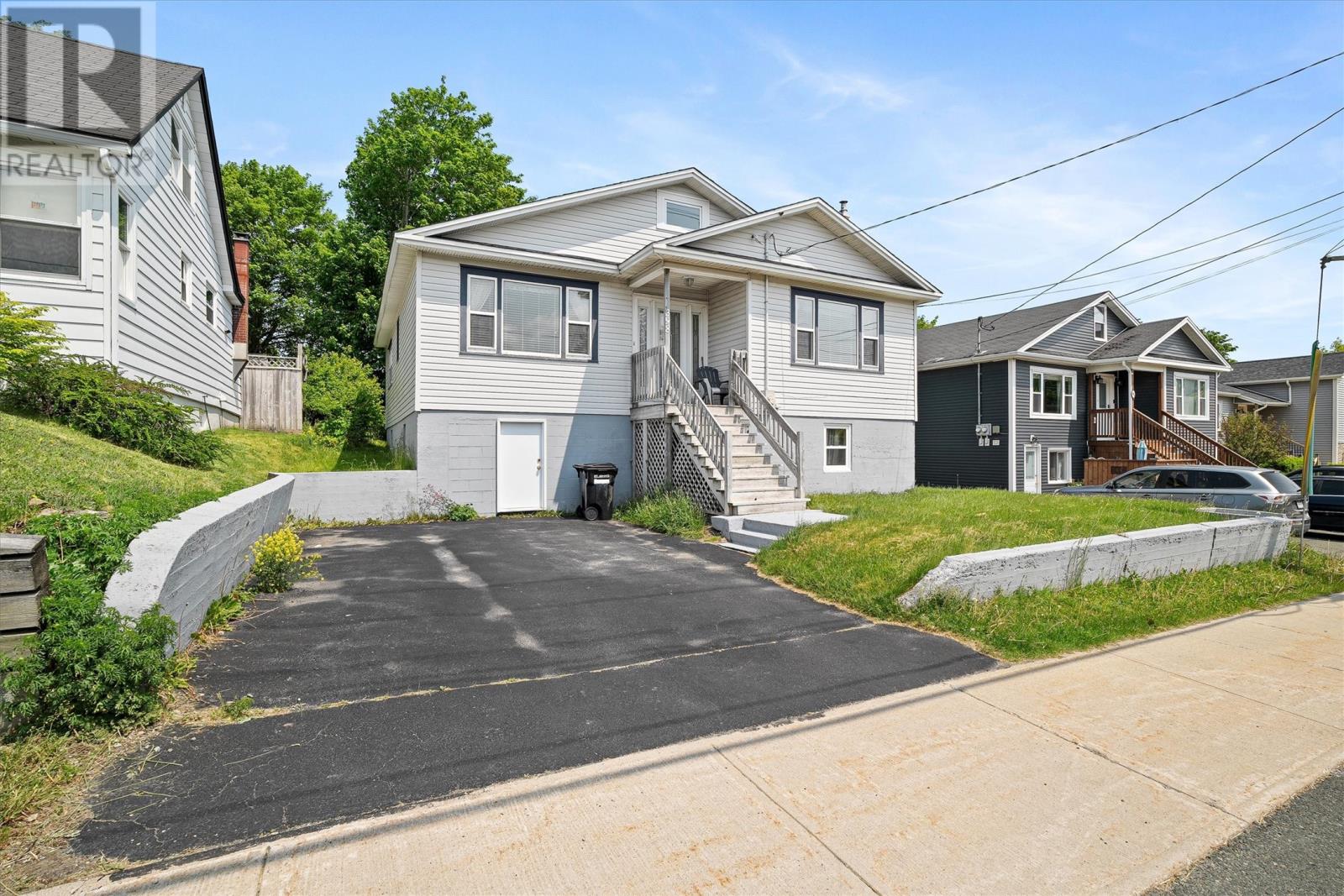 398 Hamilton Avenue Extension