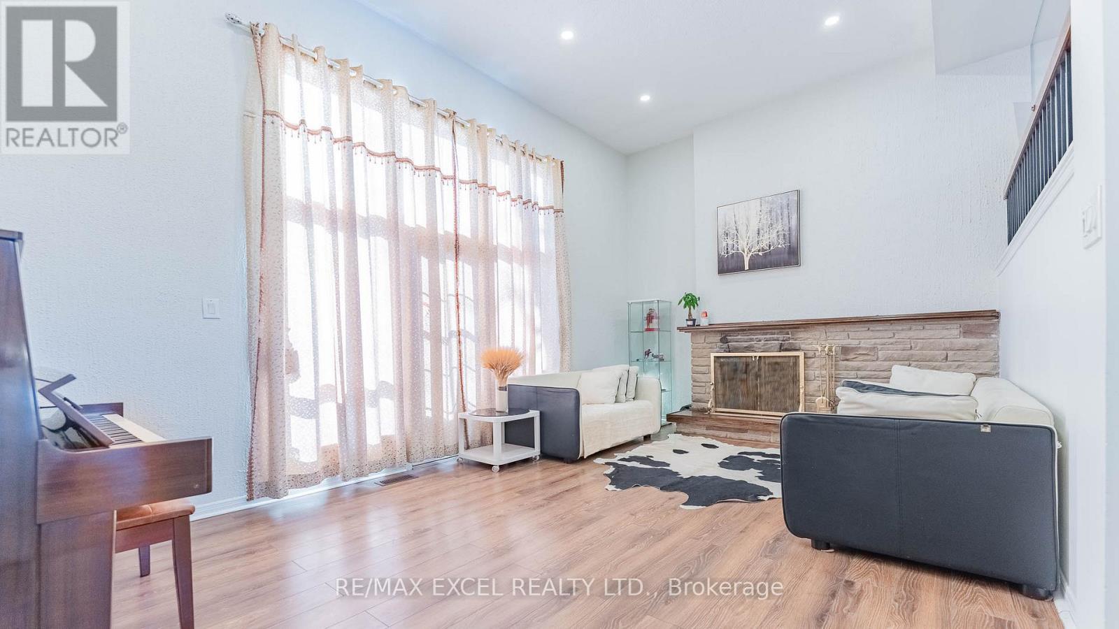 1 - 20 CROCKAMHILL DRIVE