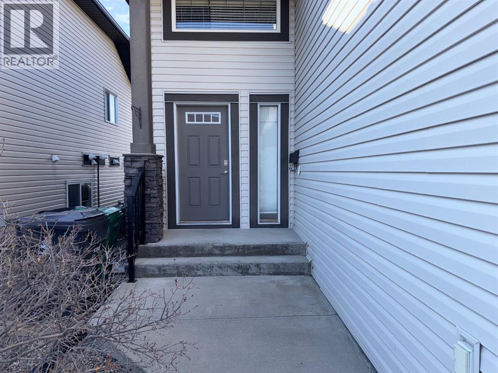 755 Silkstone Close W