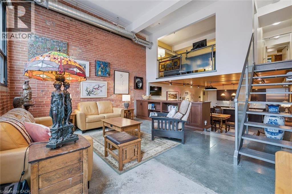 85 SPRUCE Street Unit# 106