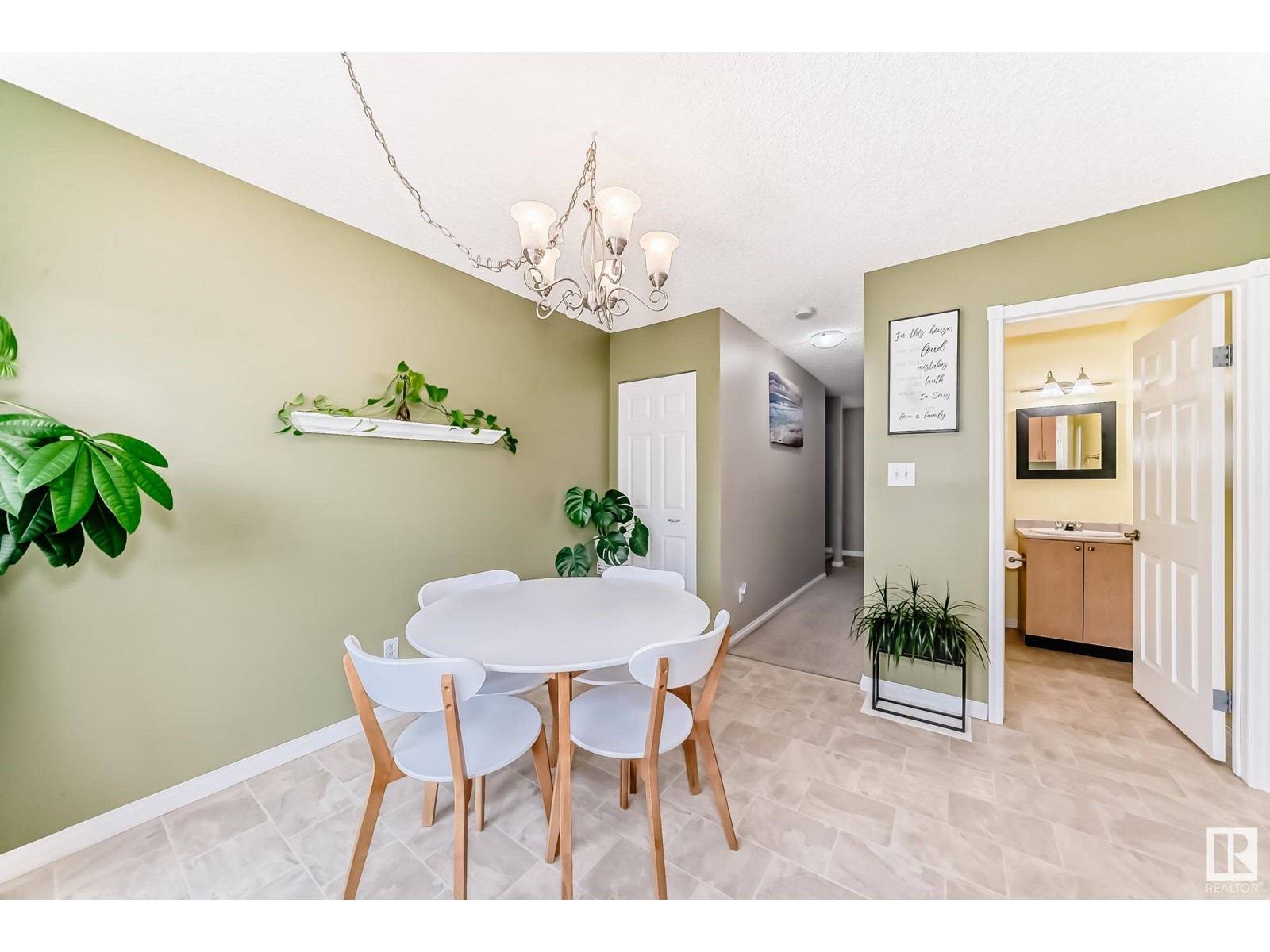 #103 801 BOTHWELL DR