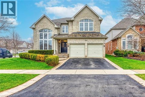4267 SARAZEN Drive Burlington ON L7M4Z2