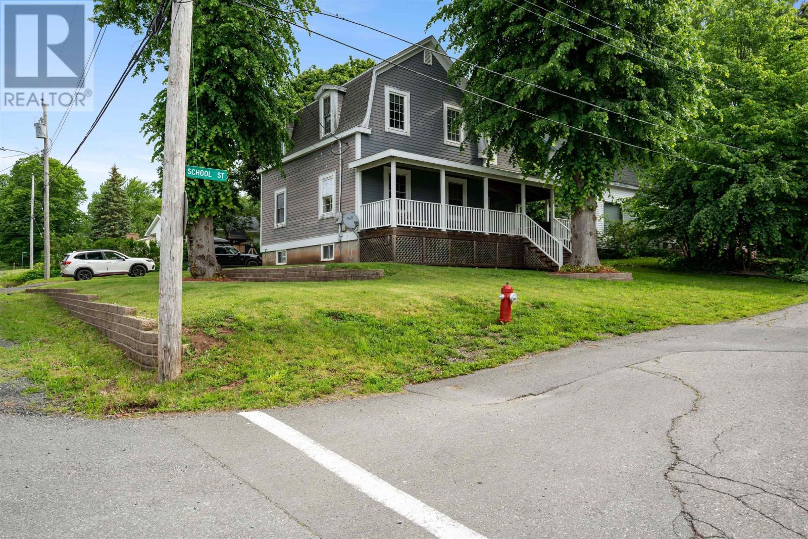 40 School Street