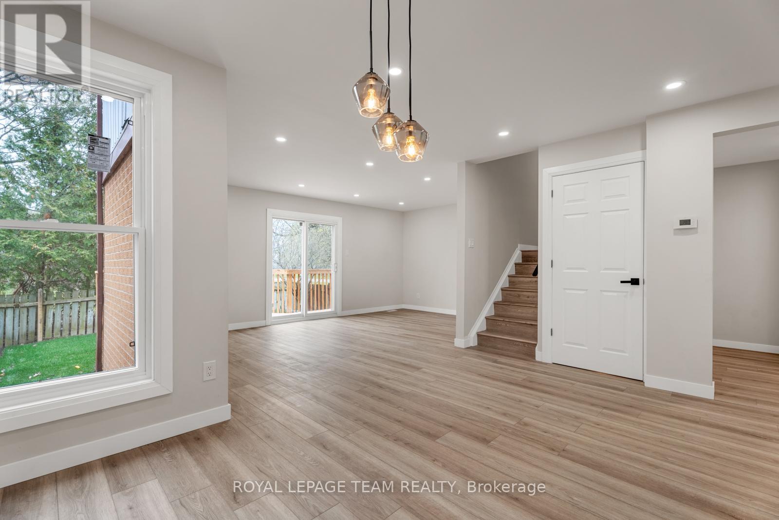 54 GREENBORO CRESCENT