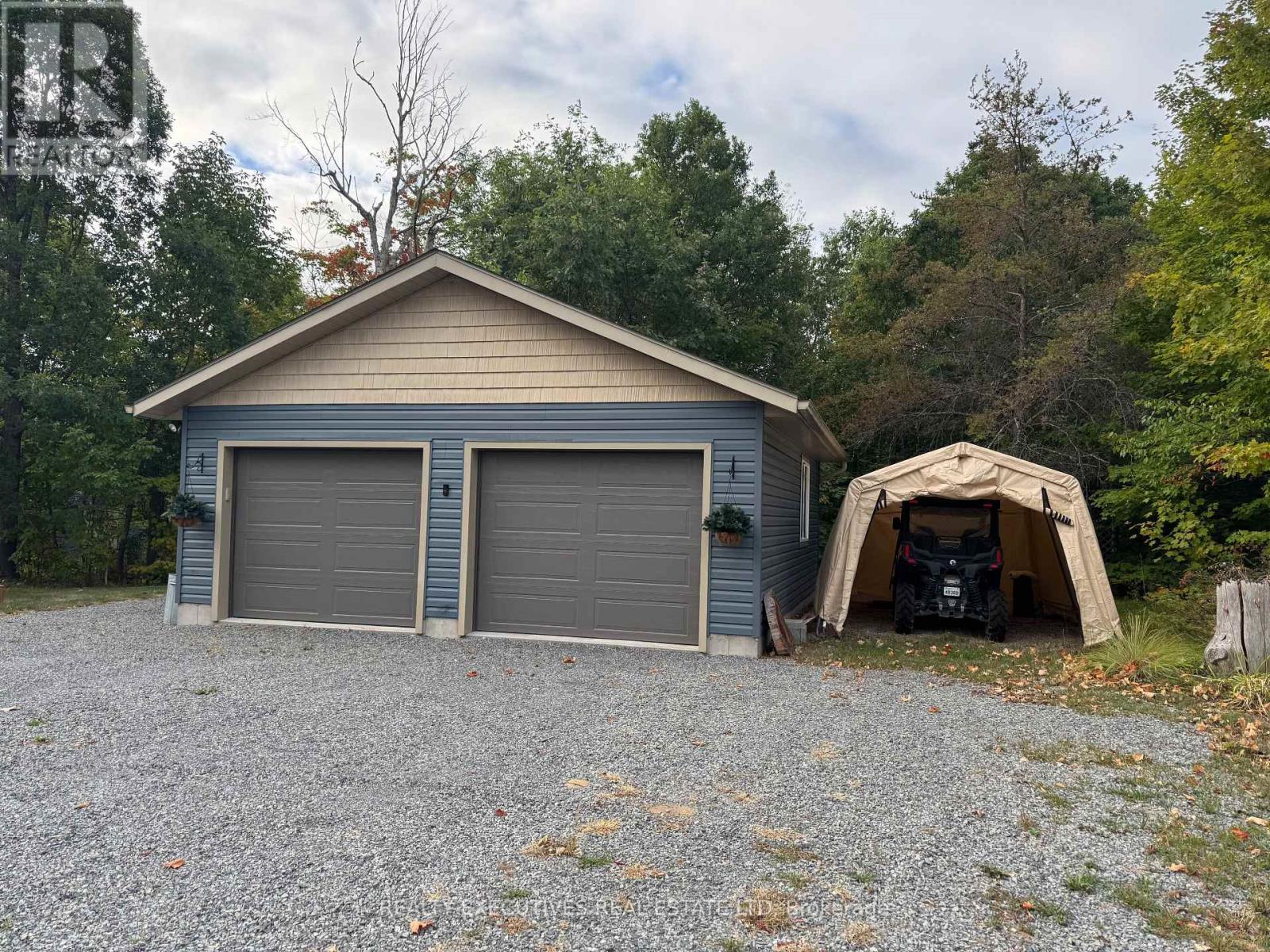 836 NARROW LOCKS ROAD NW