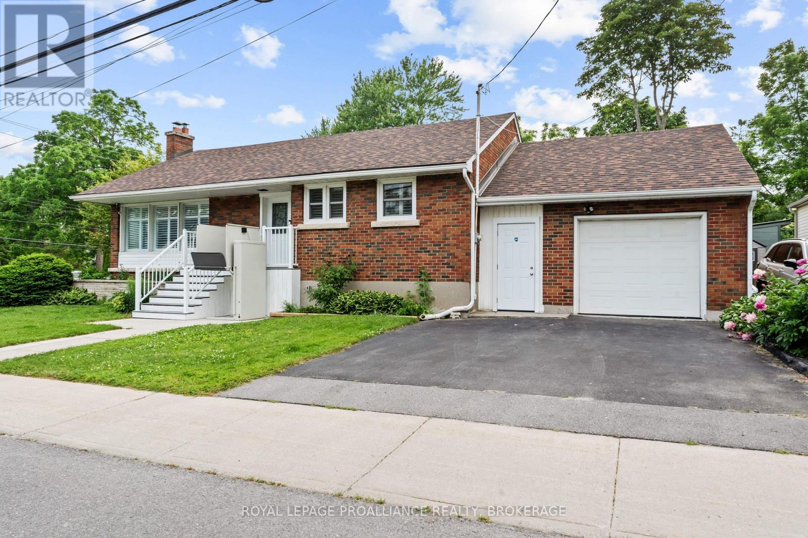 48 ELLERBECK STREET