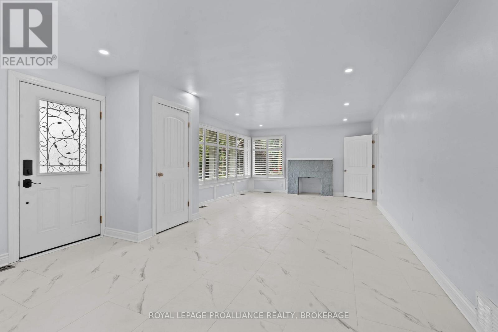 48 ELLERBECK STREET