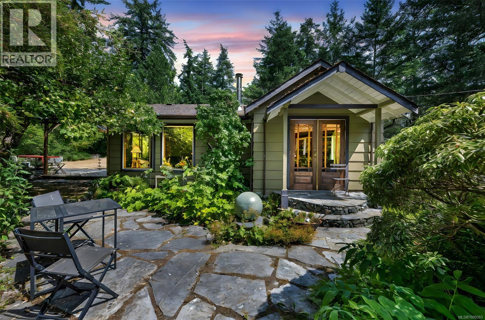 624 Beaver Lake Rd