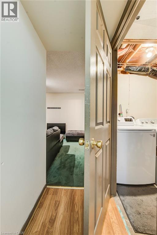 562 ERINBROOK Drive