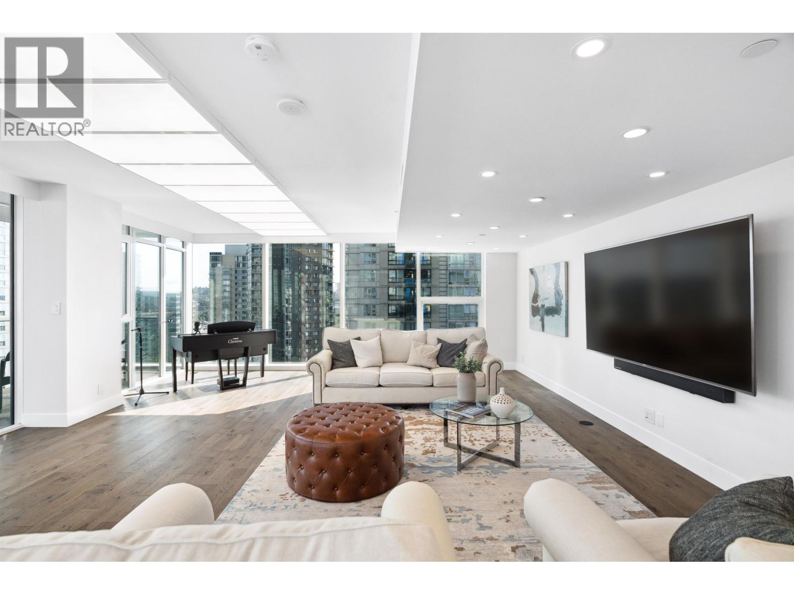 1701 499 PACIFIC STREET