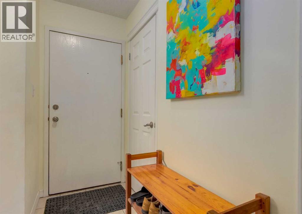 305, 1033 15 Avenue SW