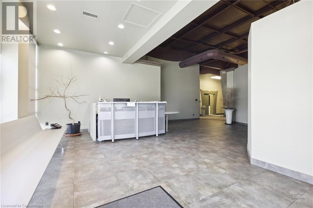 555 BARTON Street
