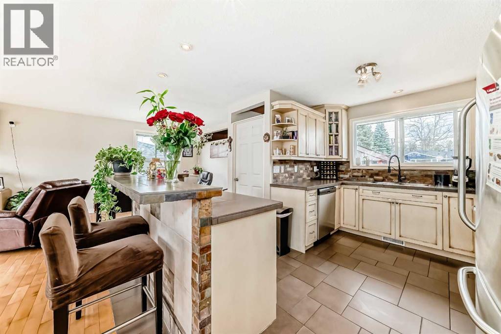 53 Wakefield Drive SW