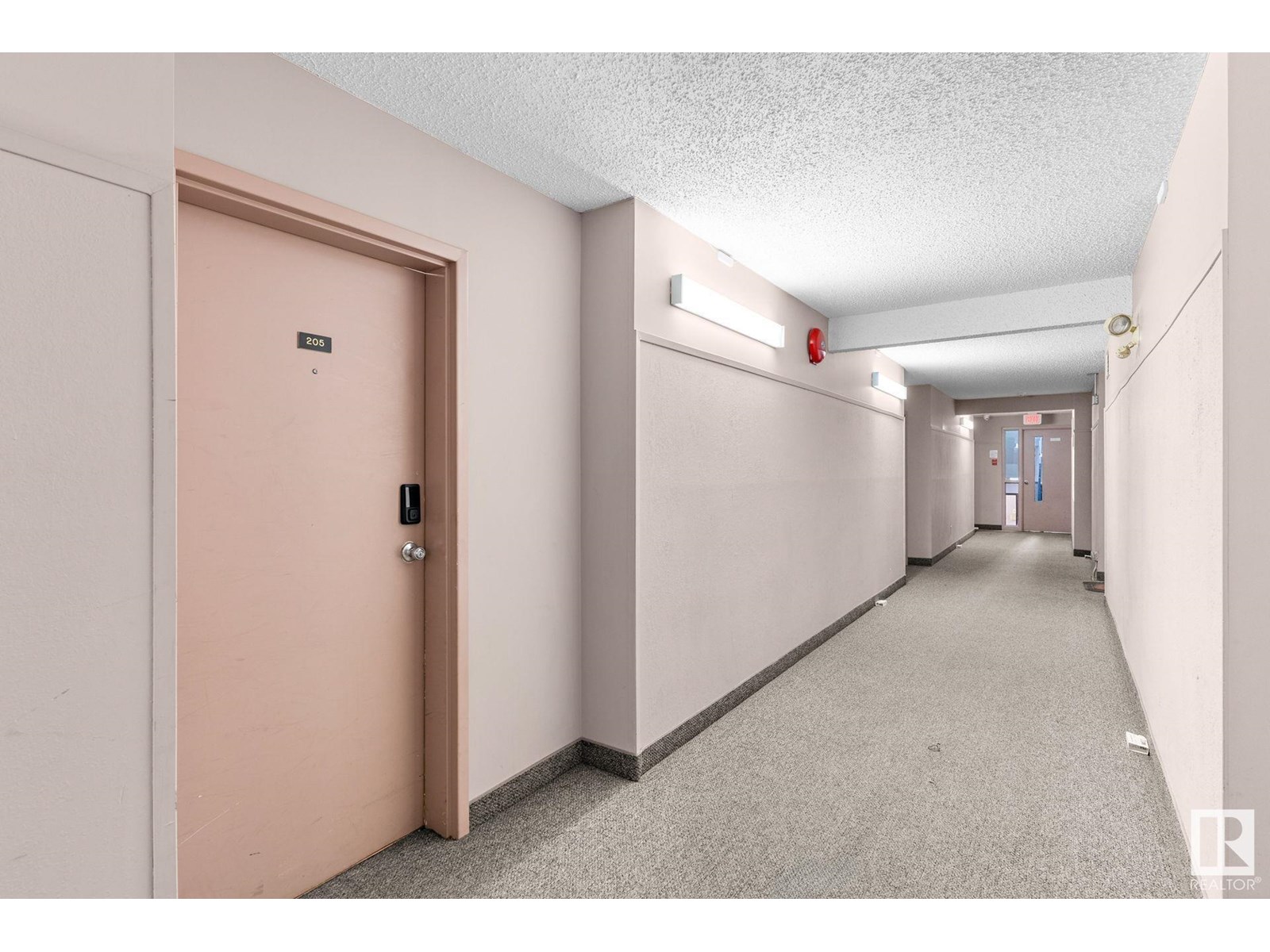 #205 14916 26 ST NW