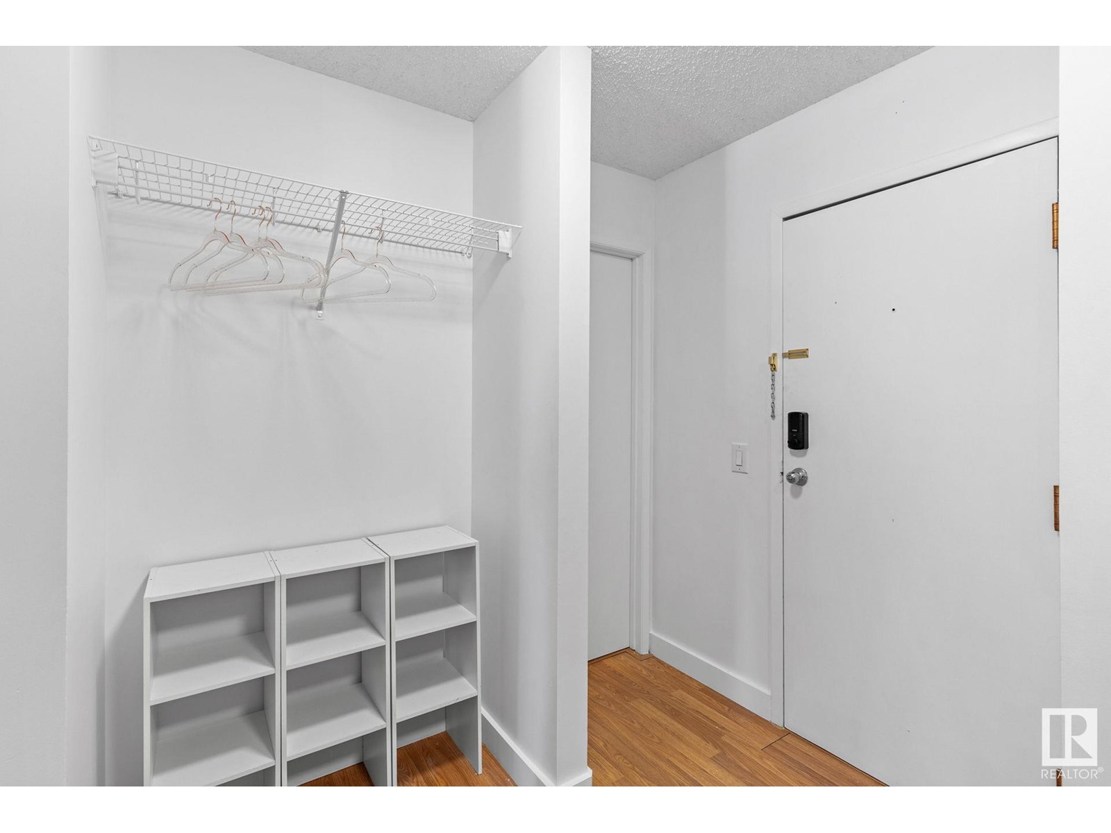 #205 14916 26 ST NW