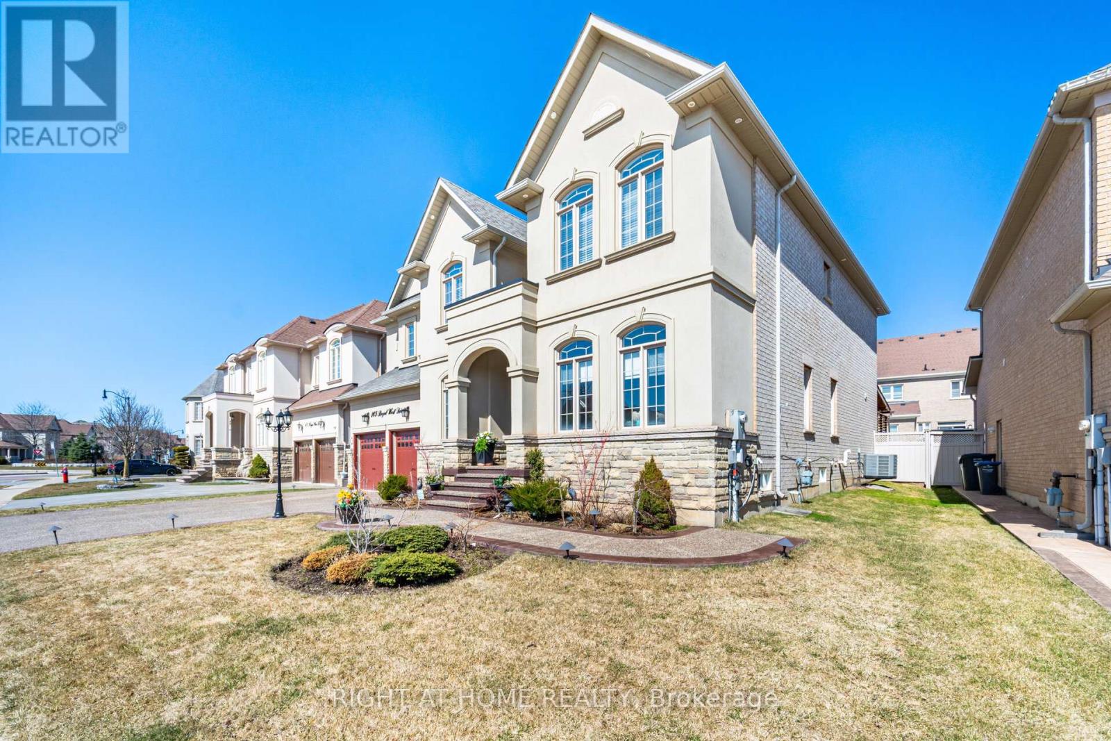 105 ROYAL WEST DRIVE
