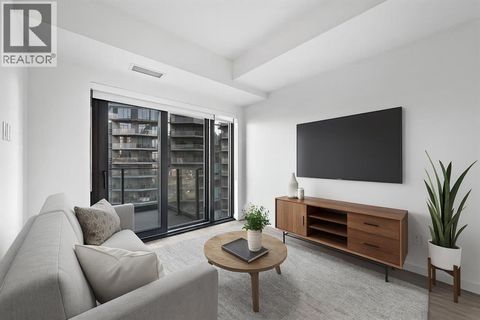 913, 730 2 Avenue SW Calgary AB T2P1R8