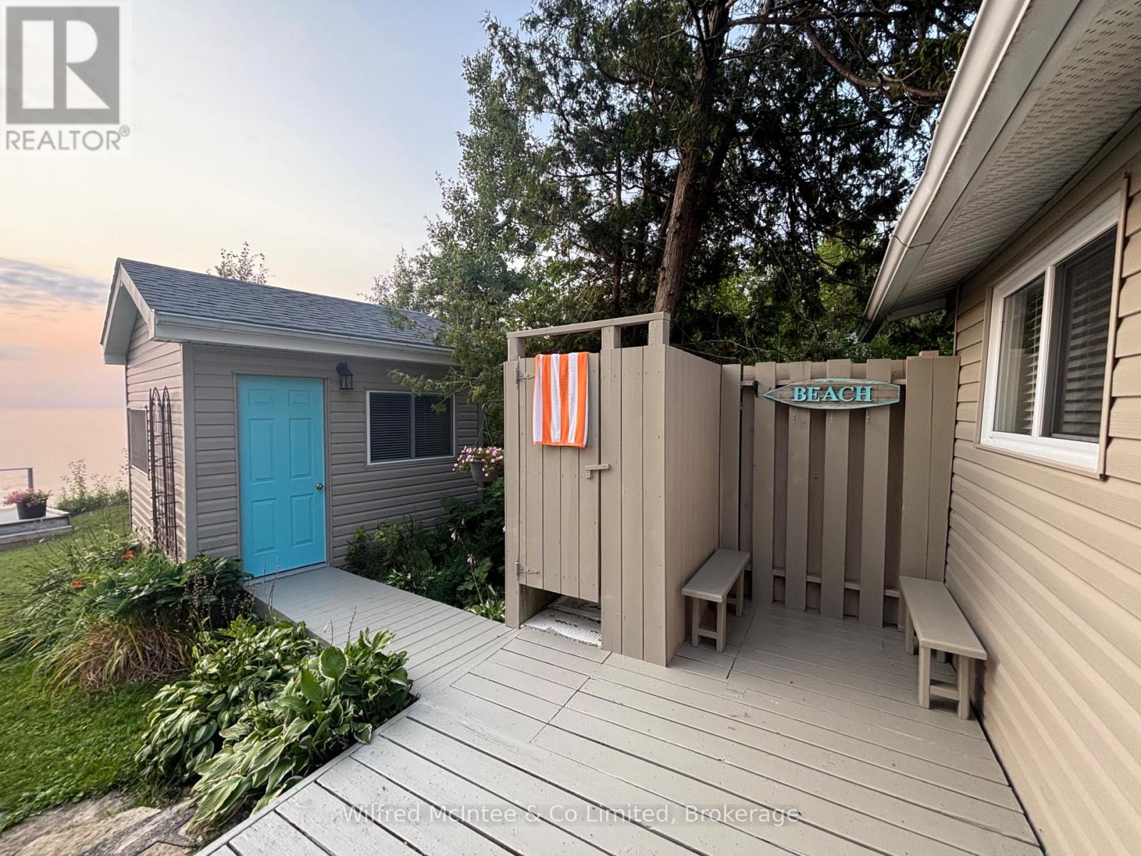 537 BRUCE ROAD 13 ROAD