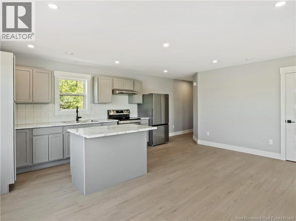 1141 Royal