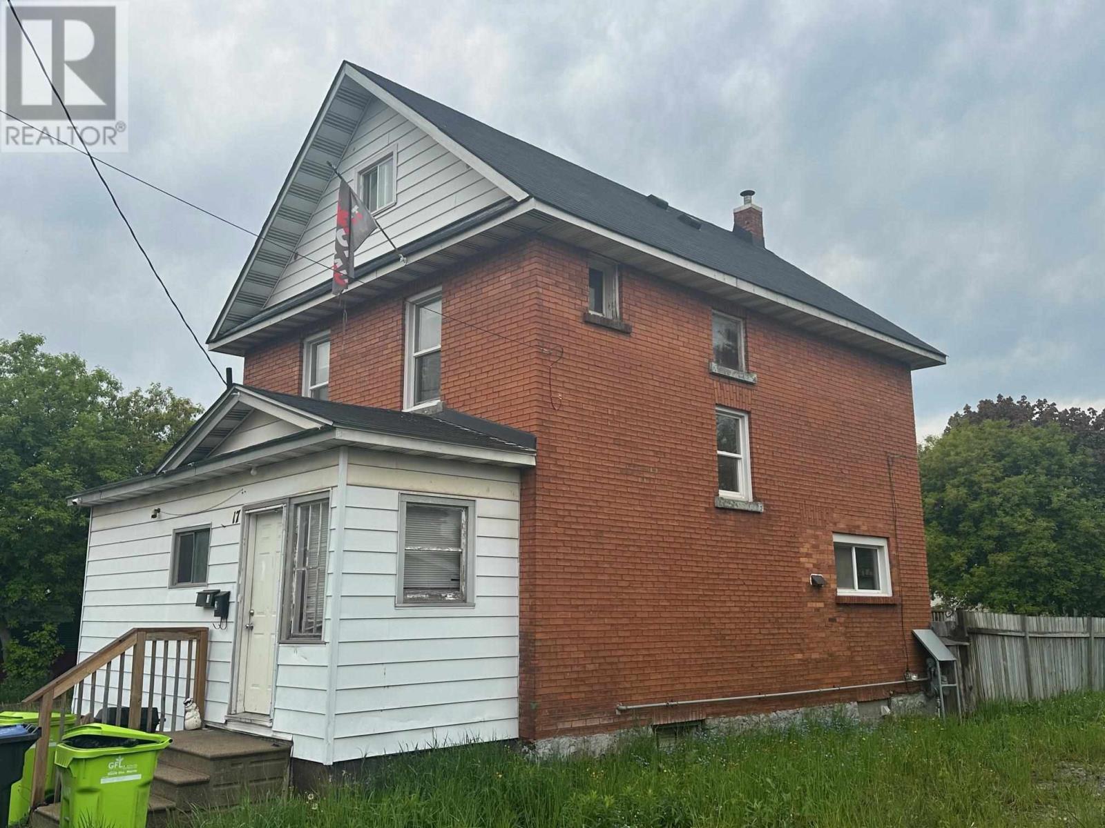 Homes for Sale Sault Ste. Marie 17 Abbott ST