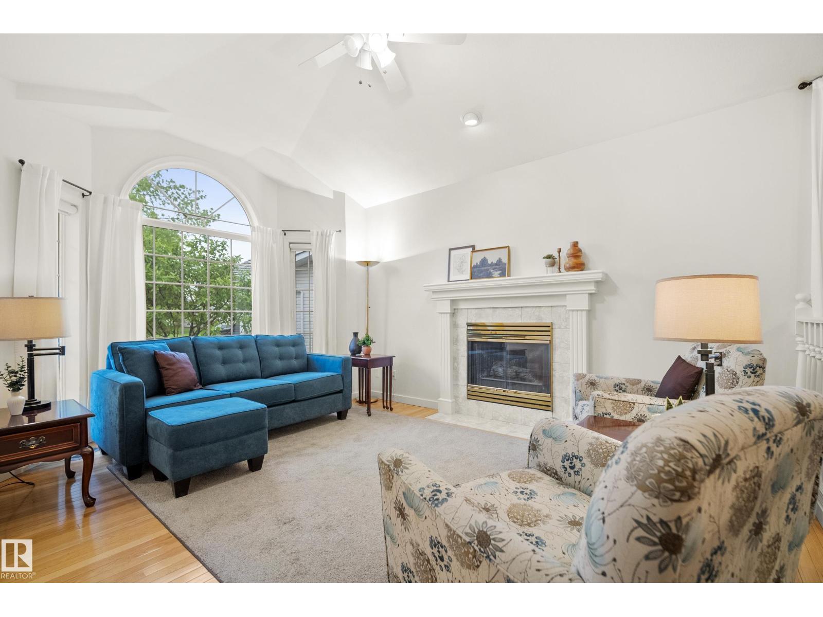 79 CHARLTON CR