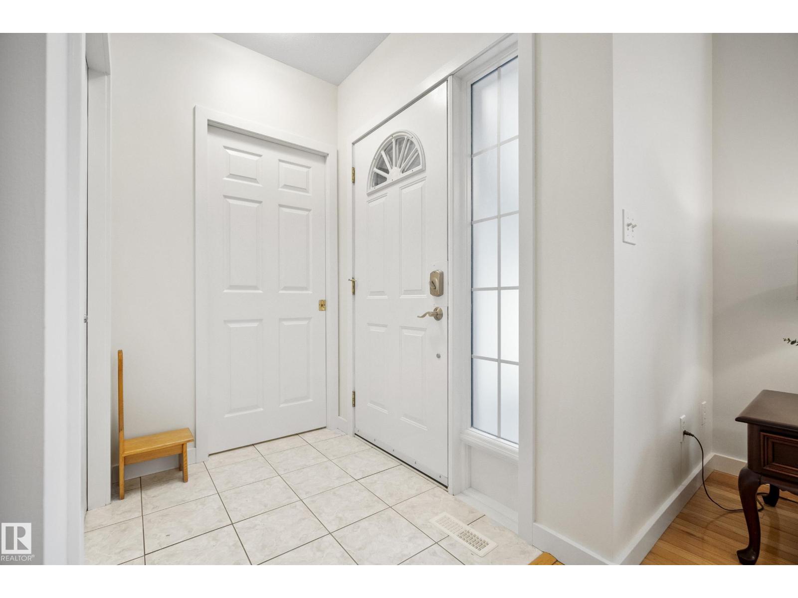 79 CHARLTON CR