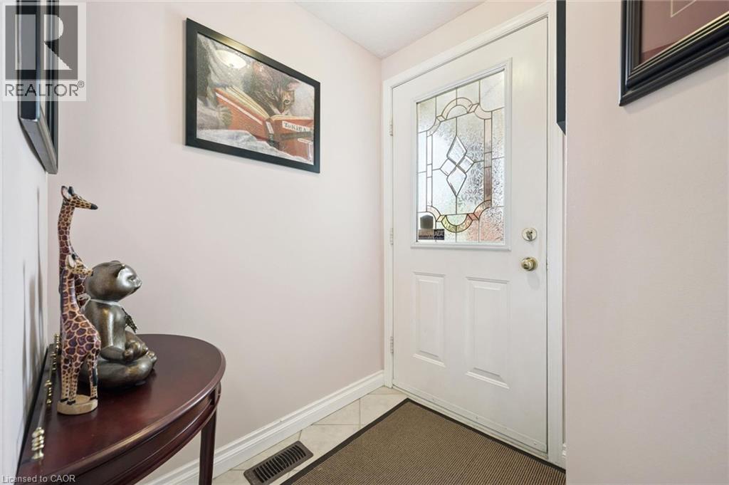 86 BRIDLEWREATH Street