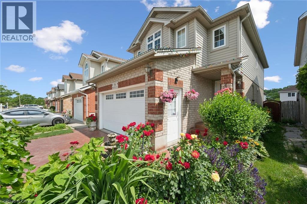 86 BRIDLEWREATH Street