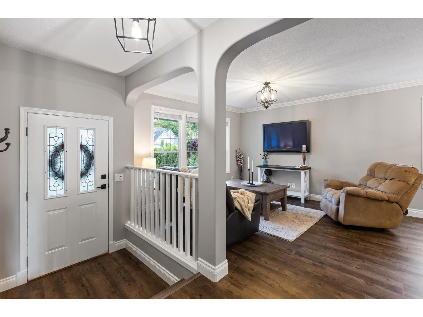 511 COTTONWOOD AVENUE|Harrison Hot Springs