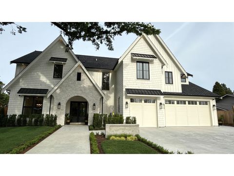 8888 HADDEN STREET Langley BC V1M2R6