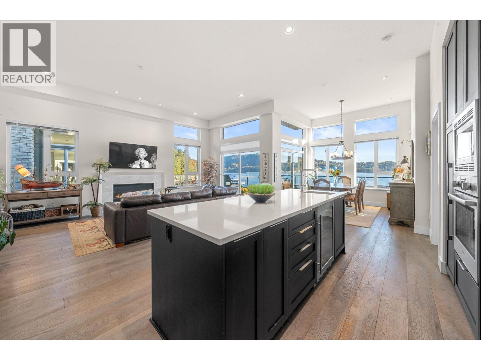 3887 CATES LANDING WAY